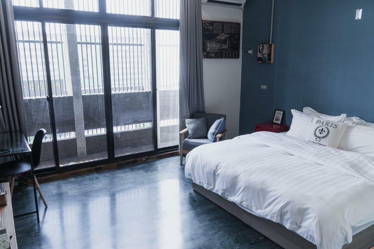 Hotel Lai Jia à Tainan Extérieur photo