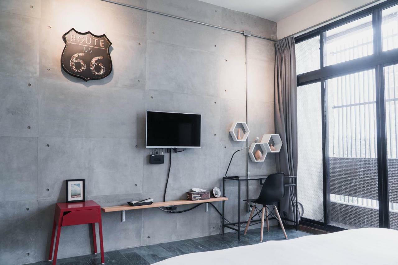 Hotel Lai Jia à Tainan Extérieur photo